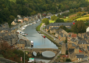 Dinan